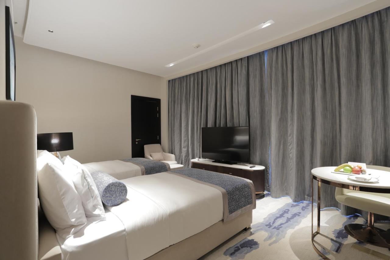 Century Marina Hotel - Lusail מראה חיצוני תמונה Deluxe Room