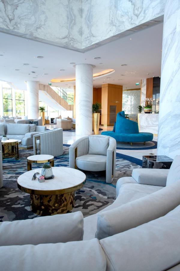 Century Marina Hotel - Lusail מראה חיצוני תמונה Lobby