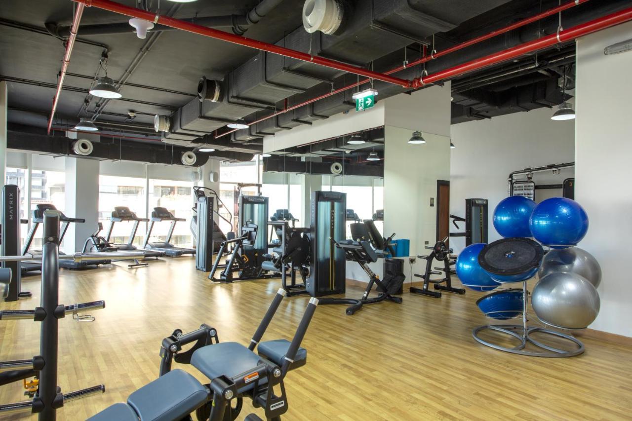 Century Marina Hotel - Lusail מראה חיצוני תמונה A gym in Singapore